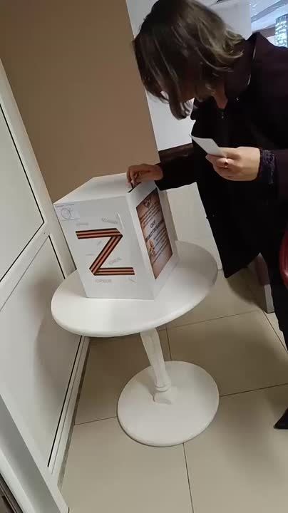 25             ,         