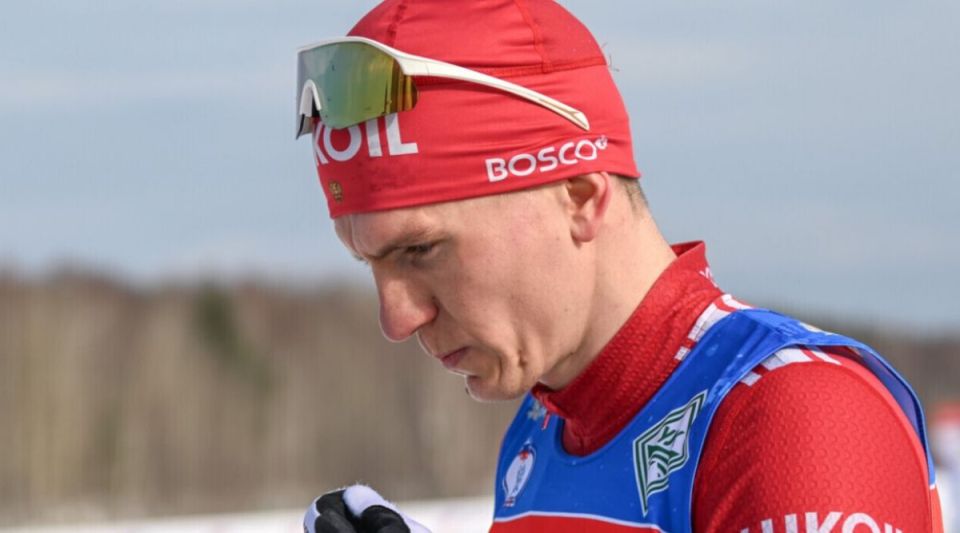 Брянский лыжник Большунов включён в базу экстремистского сайта