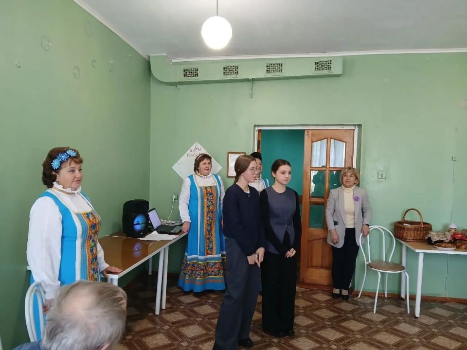 1        -         ,        ,   