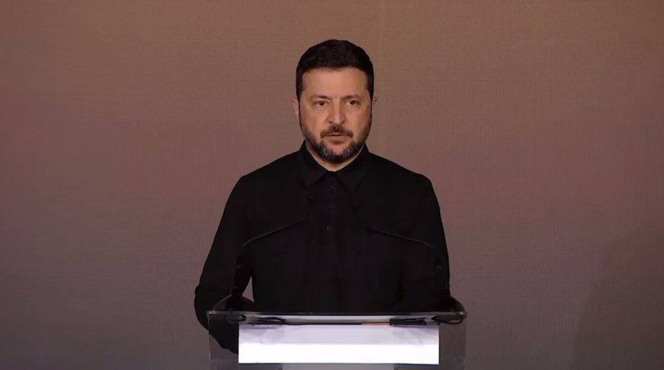 Зеленский заявил, что оборонная промышленность Украины значительно выросла с 2022 года: в следующем году объём производства дронов и ракет, по прогнозам, составит 35 миллиардов долларов