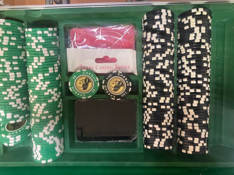 Завершено расследование уголовного дела о незаконной организации и проведении азартных игр в городе Клинцы