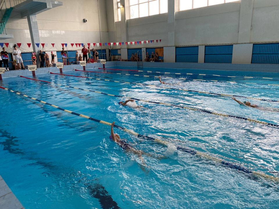 Юные пловцы города Сельцо приняли участие в свои первых соревнованиях