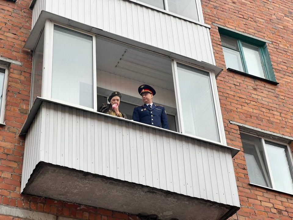 По поручению Председателя СК России А.И. Бастрыкина руководитель следственного управления по Брянской области вручил Палине Алексеевне и Анне Акимовне памятные медали СК России «80 лет Победы в Великой Отечественной войне...