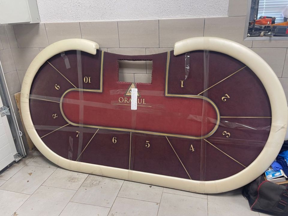 В Клинцах мужчина и женщина организовали подпольное казино