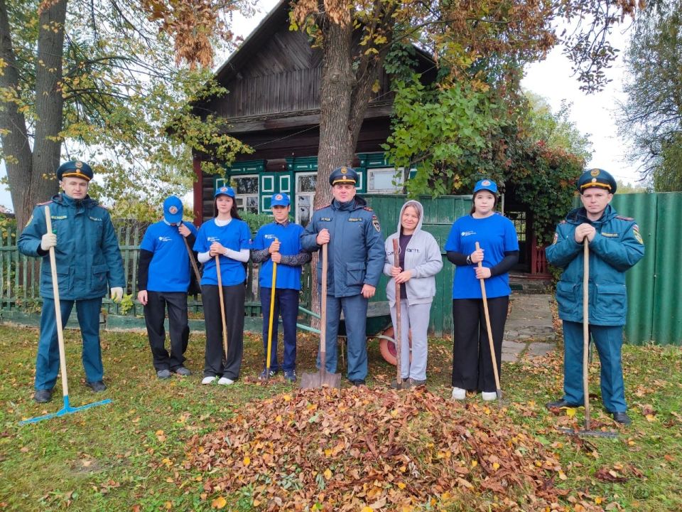 Инспекторы ГПН активно принимают участие в месячнике "Сухая трава"