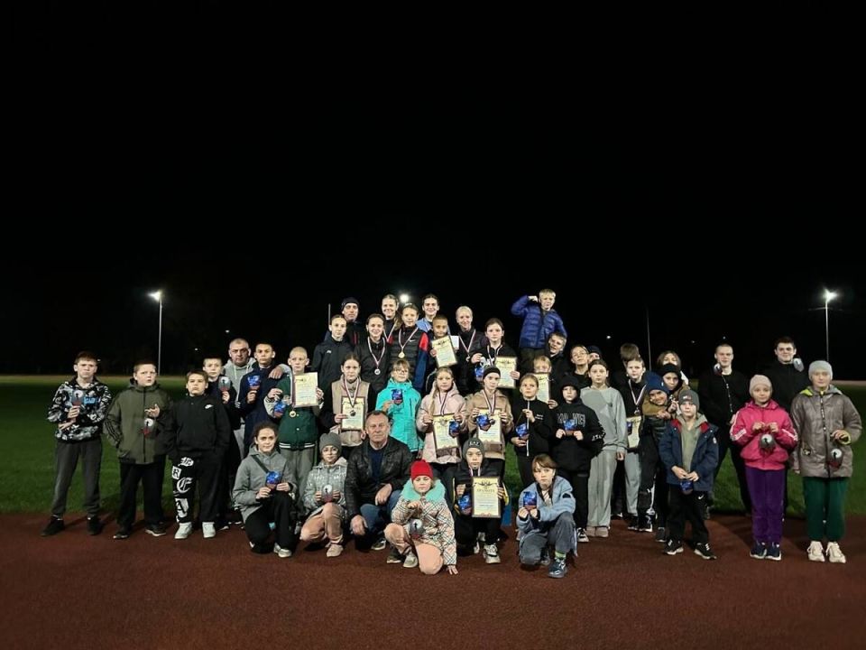 В посёлке Дубровке Брянской области прошёл ночной забег