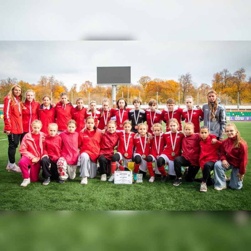 Брянские спартаковки завоевали серебро престижного турнира