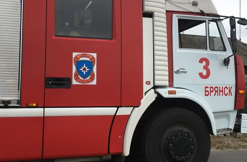 Спасено три человека. Ночью в городе Сельцо загорелся жилой дом