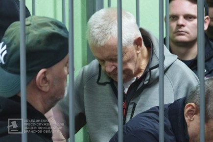 Сигаретный синдикат Брянщины: суд осудил 16 человек, включая экс-депутата Петрухина