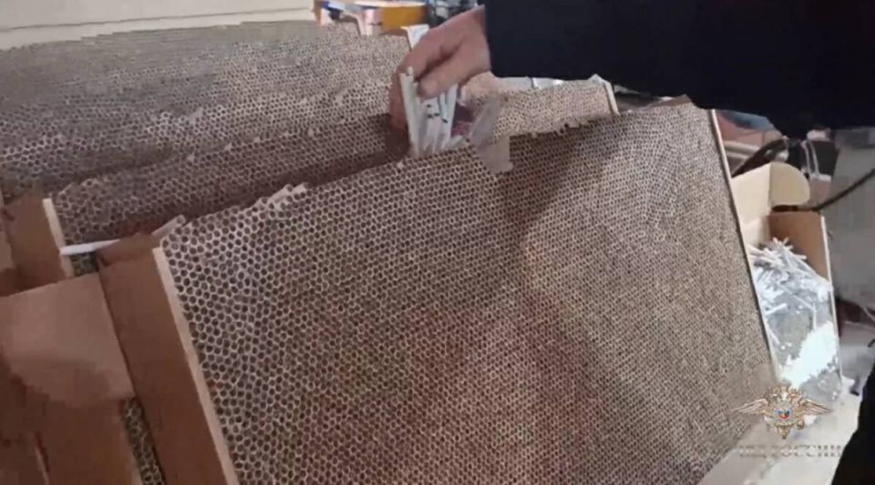 Брянский суд вынес приговор участникам сигаретной ОПГ