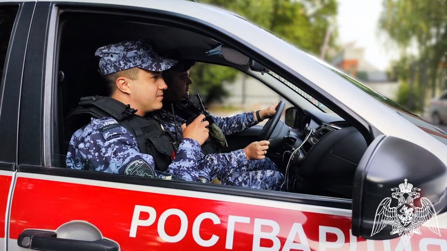 В Брянске сотрудники вневедомственной охраны Росгвардии задержали грабительницу