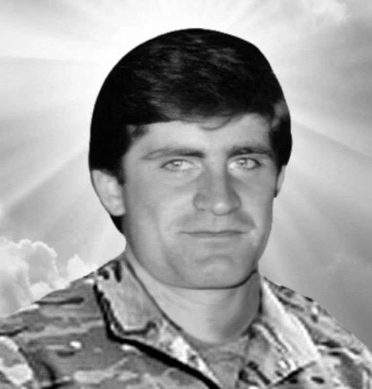 В Унече проводят в последний путь рядового Валерия Шелонова