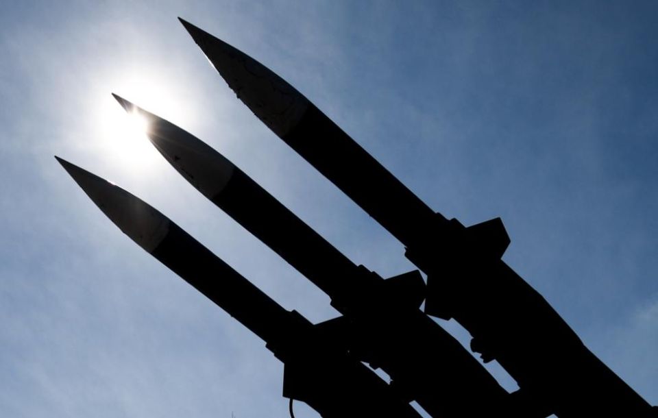 Повреждение объектов в Махачкале и 33 БПЛА. Последствия атаки на регионы РФ