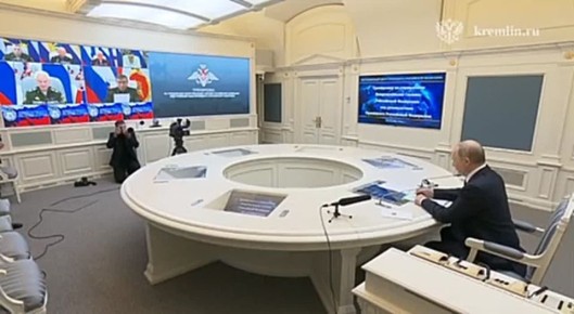 Пока там планируют и отменяют встречи, Россия провела тренировку стратегических ядерных сил