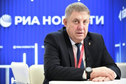Аэропорт в Брянске реконструируют к концу года, заявил Богомаз