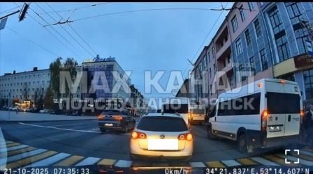 В Брянске сотрудники ГАИ привлекли к ответственности водителя, грубо нарушившего ПДД