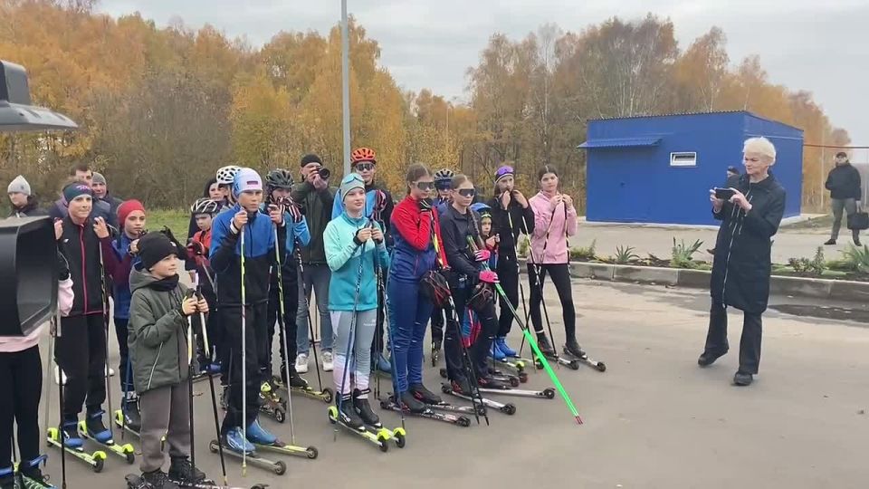  :        3500 ,      400 