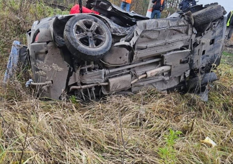 В Брянской области легковушка попала под мчащийся поезд