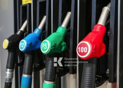 Где можно купить бензин в Крыму 25 октября: адреса АЗС