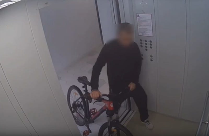 Брянские полицейские раскрыли кражу велосипеда