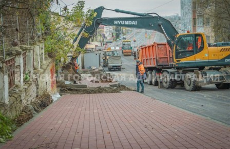 На улице Горького положили первый слой асфальта