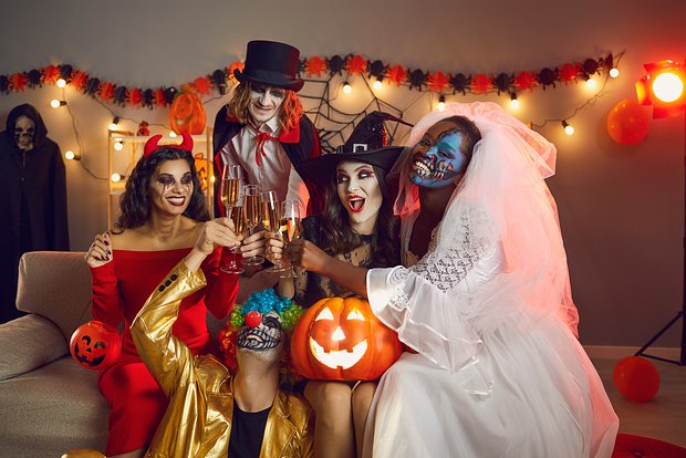 Брянский депутат Иванов предложил штрафовать за празднование Хэллоуина