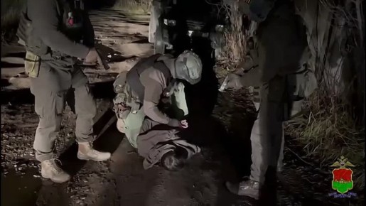 В Брянске возбуждено уголовное дело в отношении мужчины, напавшего на полицейского