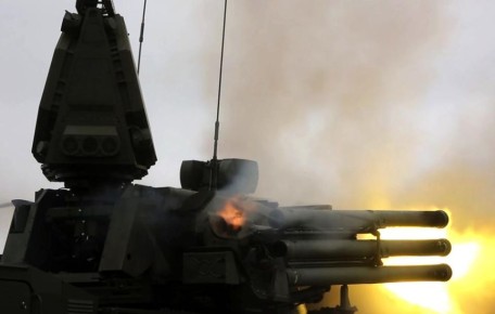 Падение обломков на ТЭЦ и 130 БПЛА. Последствия ночной атаки на регионы РФ