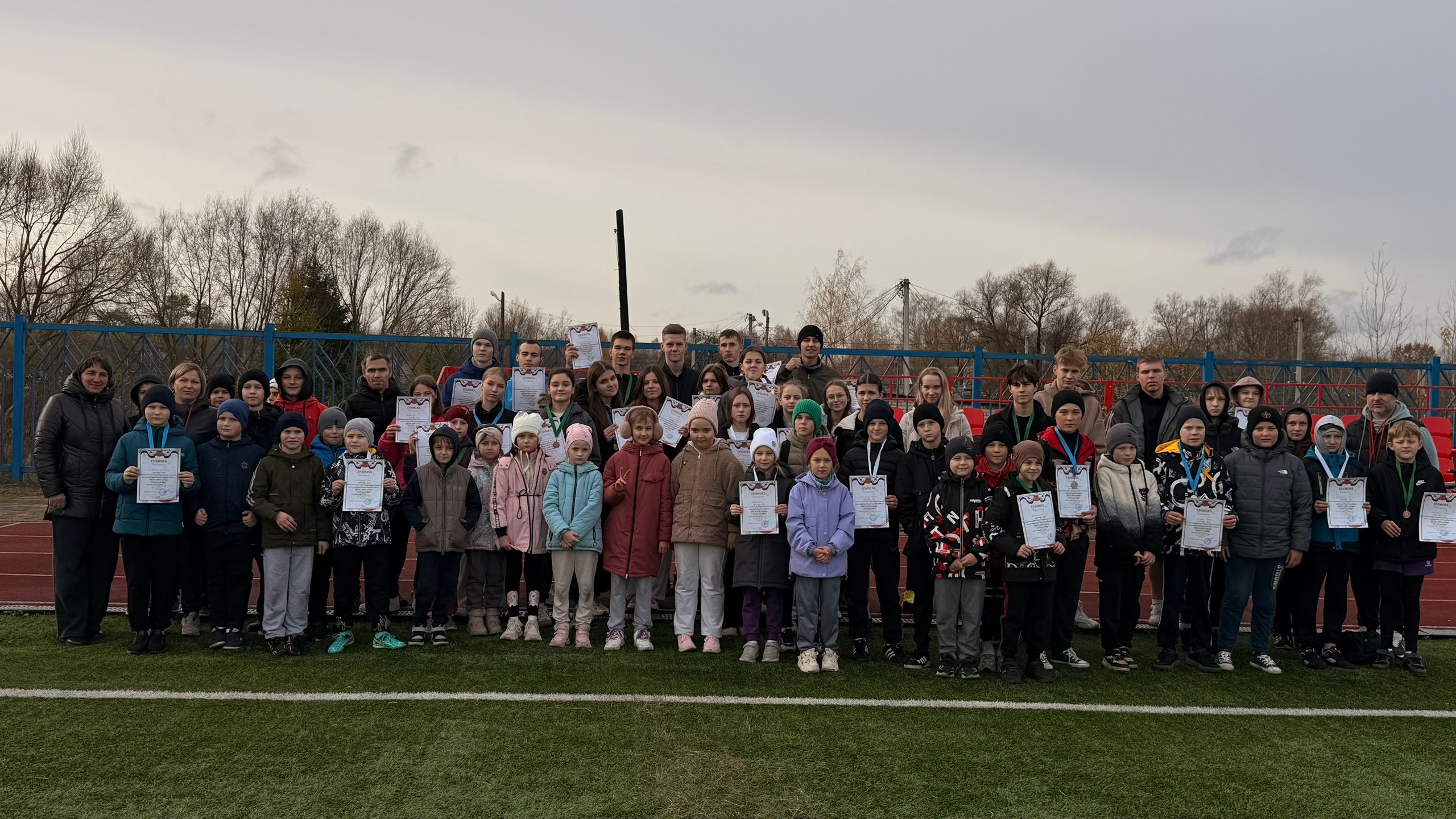 Легкоатлетический кросс посвятили Дню народного единства