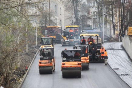По национальному проекту «Инфраструктура для жизни» в Советском районе Брянска продолжается капитальный ремонт участка улицы Горького – от проспекта Ленина до улицы Калинина