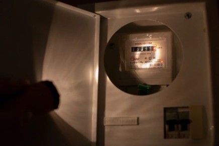 Брянцам дали передышку: повышение цен на электроэнергию отложили на три месяца