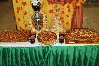 Ежегодно в преддверии Дня народного единства в МБДОУ – детский сад №22 «Солнышко» проходит необычная акция «Пирог дружбы»