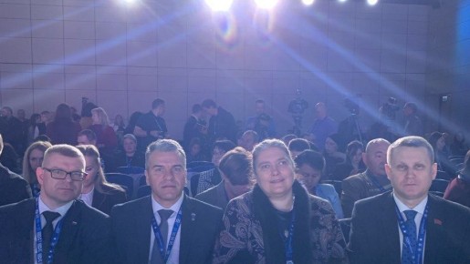 В преддверии Дня народного единства в Москве стартовал международный фестиваль "Народы России и СНГ", организованный Федеральным агентством по делам национальностей