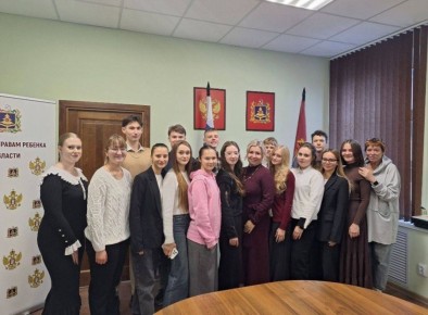 Очередное заседание Детского общественного совета при Уполномоченном по правам ребёнка в Брянской области прошло в творческой и вдохновляющей атмосфере