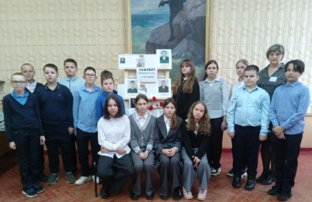 5    8   6»   8        ,  ,    ,   