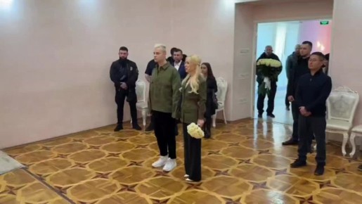 А вы знаете, что 13 ноября в Брянск с концертом приедет не разведенный человек, а женатый певец Shaman?