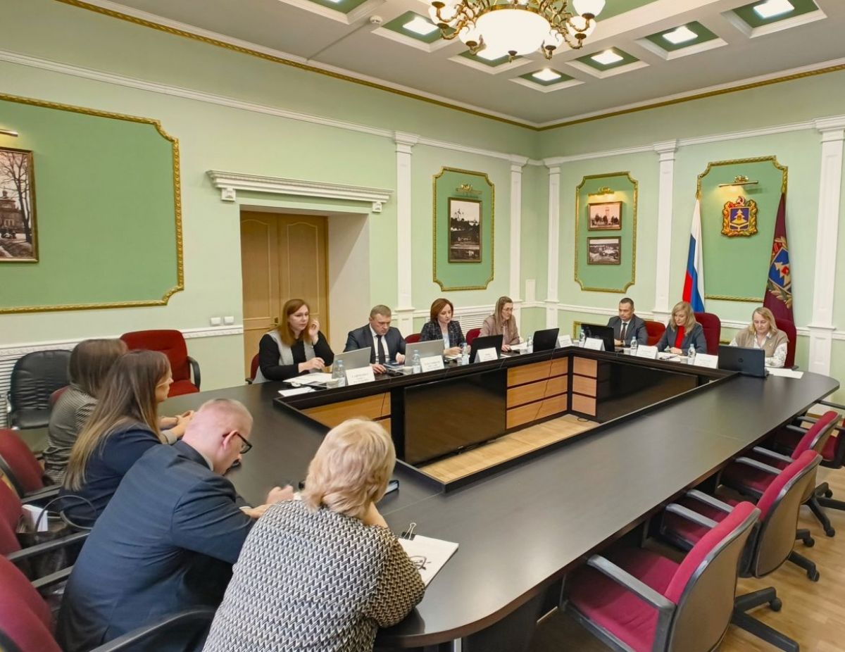 Аудиторы счетной палаты нашли нарушения в распоряжении имуществом и закупках Брянскфармации