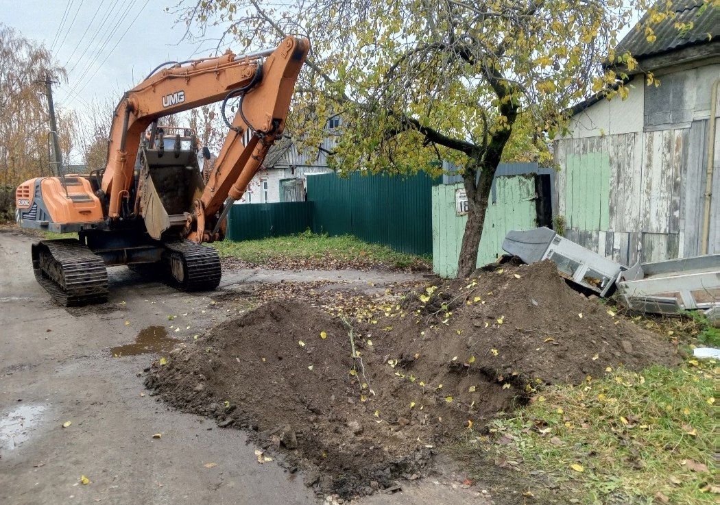 В Бежице снесли аварийный дом