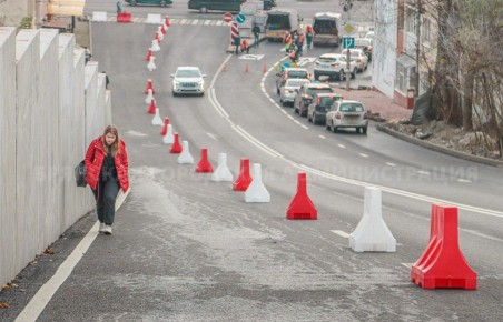 На улице Горького в Брянске открыли движение автомобилей
