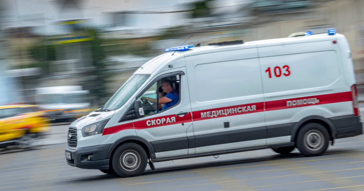 Три человека пострадали при ударе дрона ВСУ по предприятию в Брянской области