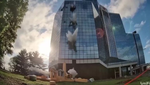 Залипательное видео: в Нью-Джерси эффектно простились с 25-этажным Sheraton Mahwah