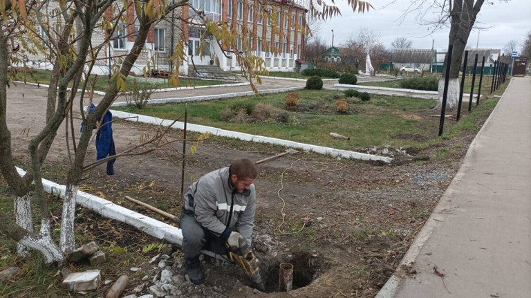 В Климово установят новый забор у Центра дополнительного образования