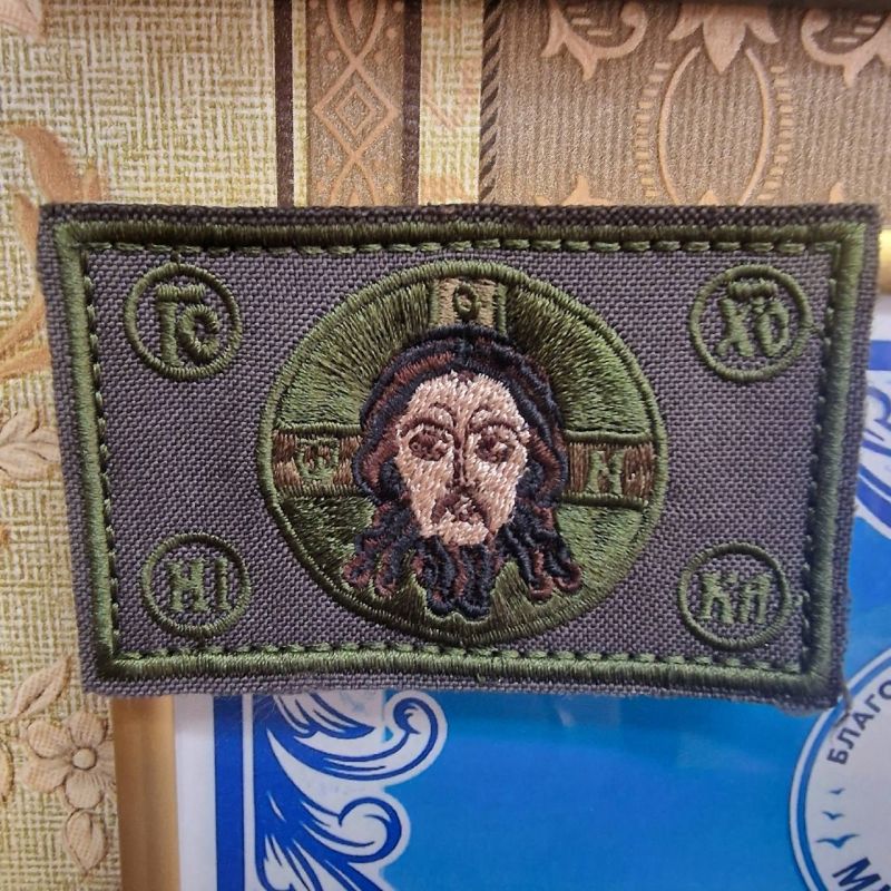 Сегодня волонтерская группа патриотического клуба "Феникс" ГДК им. А. М. Горького отправили на Луганское направление три стандартных маскировочных сети "Белая зима" 36, одну большую для техники " Осень" 47, и один комплект...