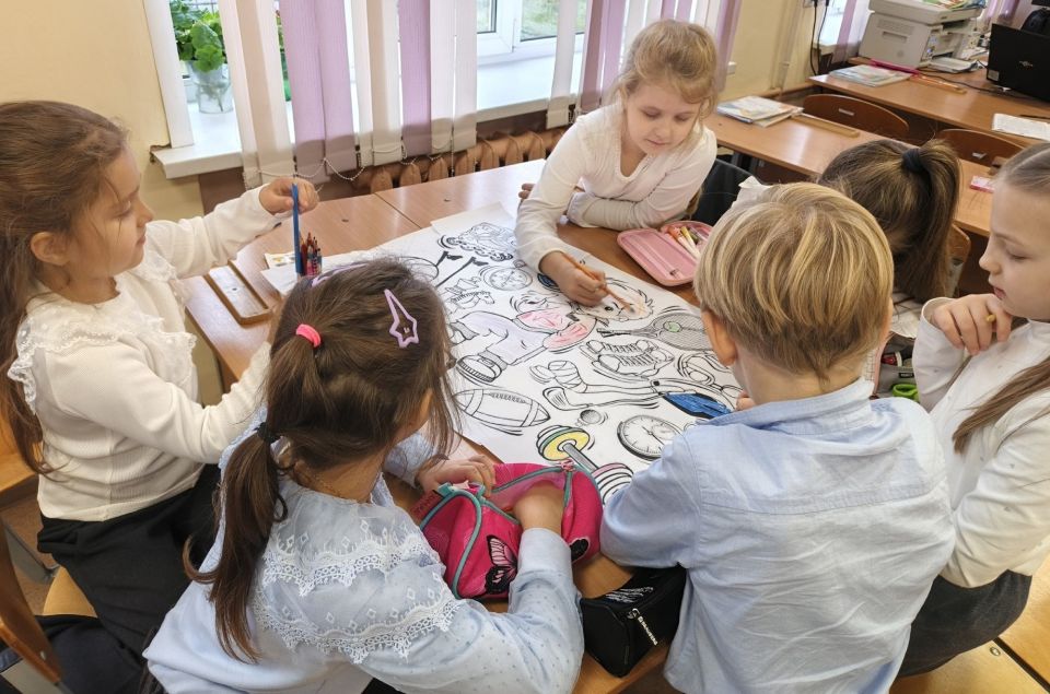 В рамках акции "Чистое поколение" обучающиеся школы №6 проявляют активность, принимая участие в различных мероприятиях, посвященных теме здорового образа жизни