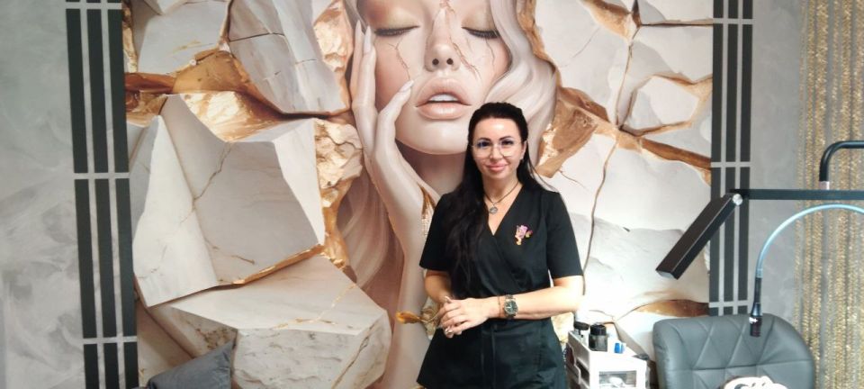 История Екатерины Петровой — пример, как можно совместить успешный бизнес и заботу о семье благодаря социальному контракту! Катя – мастер своего дела с многолетним опытом в индустрии красоты