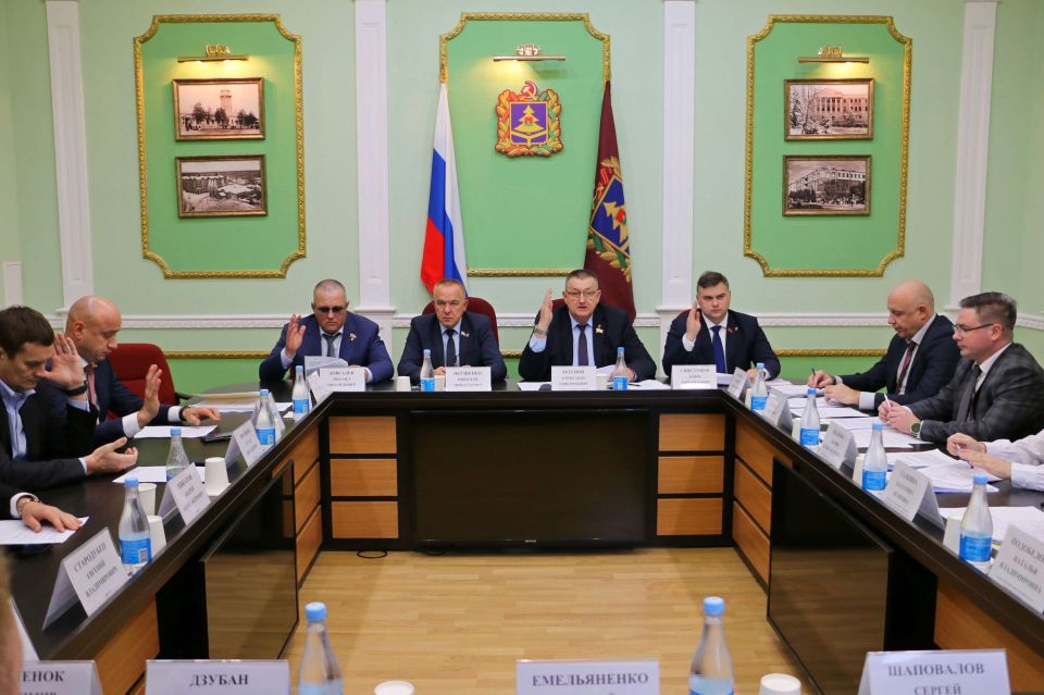 Параметры областного бюджета и финансирование профильных госпрограмм обсудили на аграрном комитете