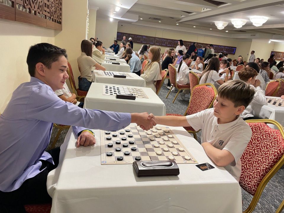 Юный брянский шашист Илья Мглинец — призер Первенства мира