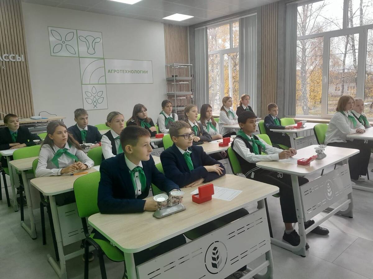 В Краснооктябрьской школе Стародубского округа открылся агрокласс