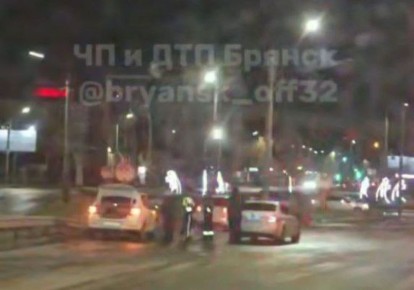 В Брянске Литейный мост похоронил сразу несколько легковушек