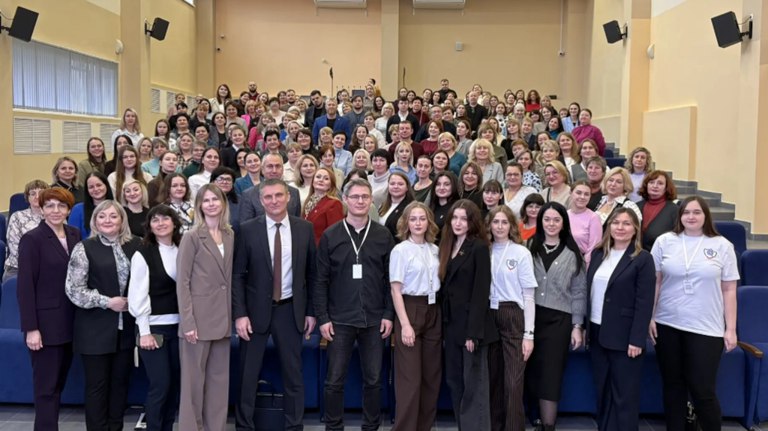 В Брянске открылся областной форум «Цифровой мир - территория ответственности»